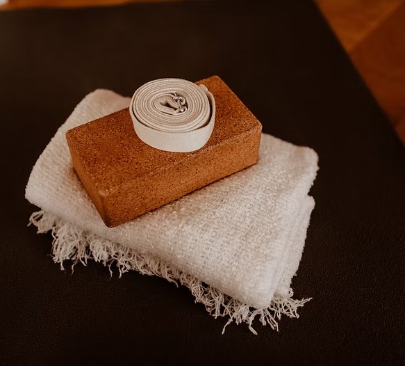 Yogasonne Kursplan – dekoratives Hintergrundbild